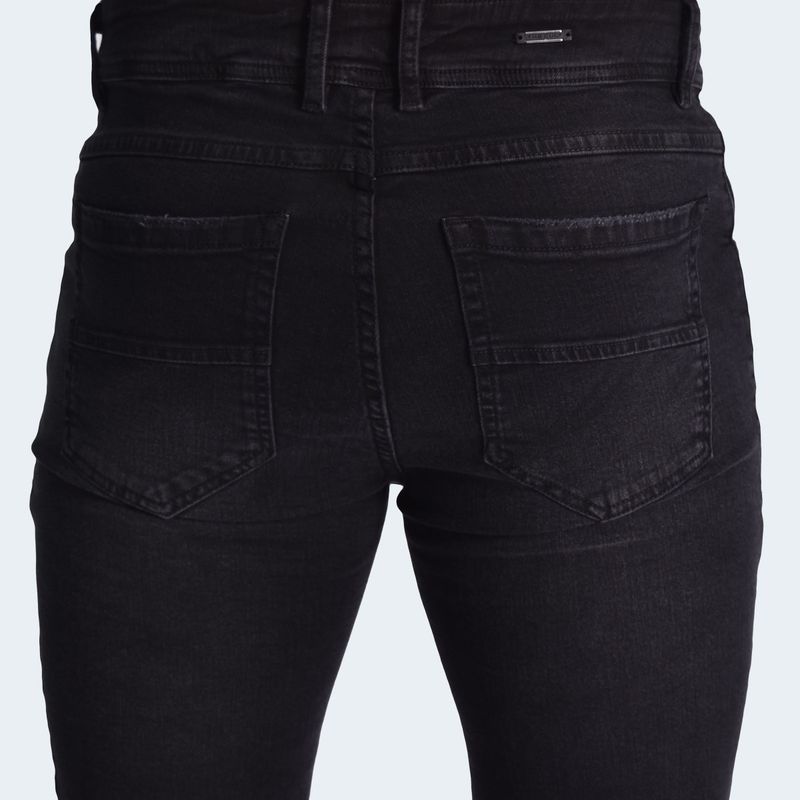 COMFORT SLIM-FIT DENIM JEANS - BLACK