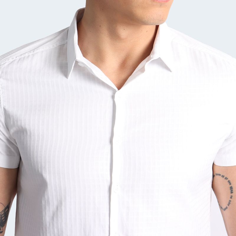 PLAID SHORT-SLEEVED SHIRT - WHITE