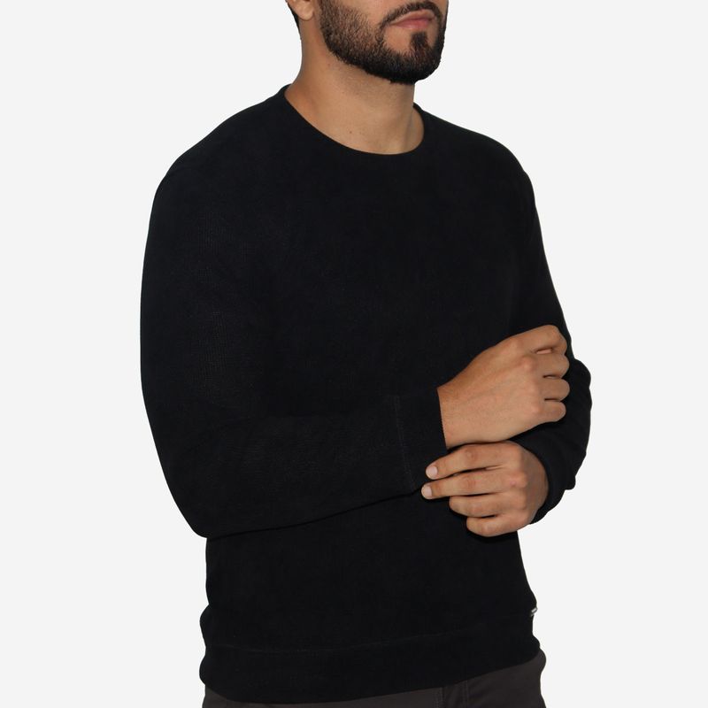 Signature crew neck sweater - ideal for cold days with relaxed style and extra warmth - BLACK