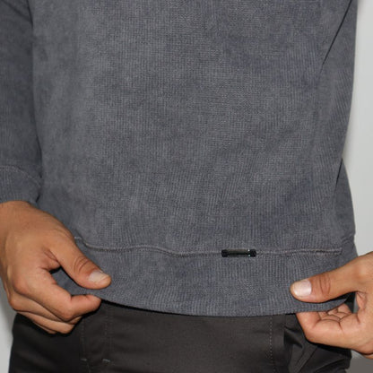 Signature Crew Neck Sweater – ideal for cold days with relaxed style and extra warmth - LEAD