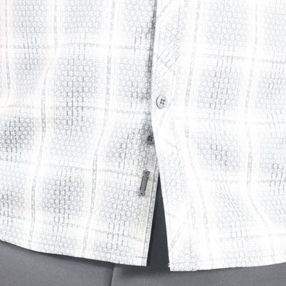Camisa Signature manga corta – textura tejida con estilo moderno - GRIS
