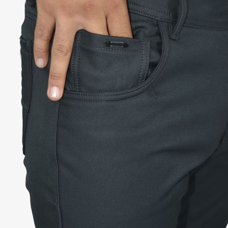 Pantalón Semi Pitillo Smart Fabric – Tejido Tecnológico Impermeable con Protección UV - PLOMO