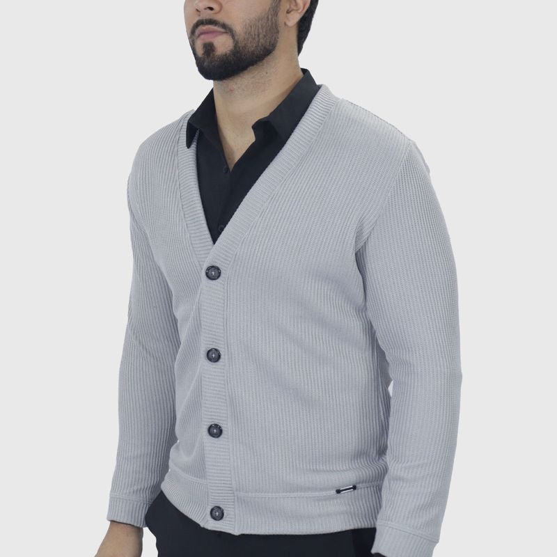 Cozy Signature Cardigan – a sweater-knit design perfect for elevating your casual outfits on cold days