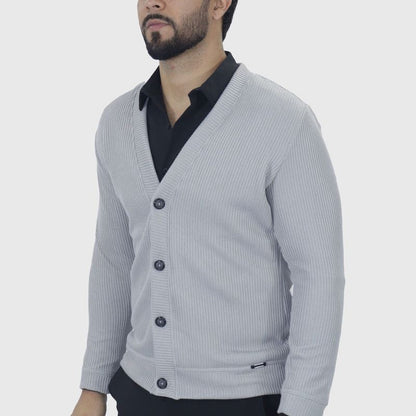 Cozy Signature Cardigan – a sweater-knit design perfect for elevating your casual outfits on cold days