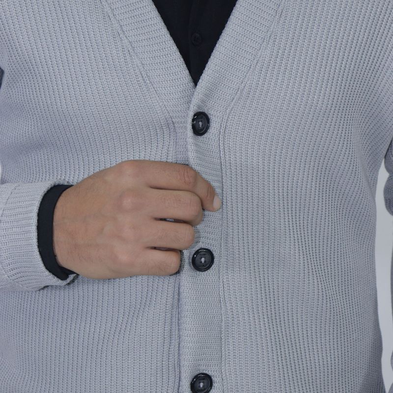 Cozy Signature Cardigan – a sweater-knit design perfect for elevating your casual outfits on cold days