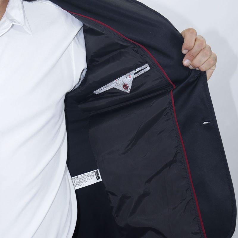 Blazer satinado Perfect Fit – Diseño minimalista con bolsillos invisibles - NEGRO