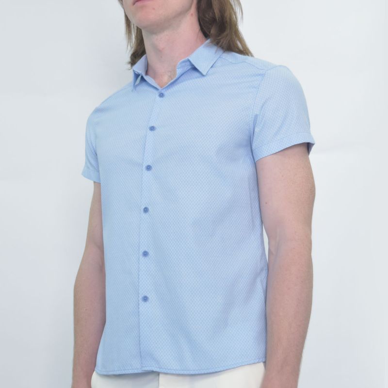 Camisa manga corta  | Diseño tejido de rombos | Entalle Perfect Fit - CELESTE