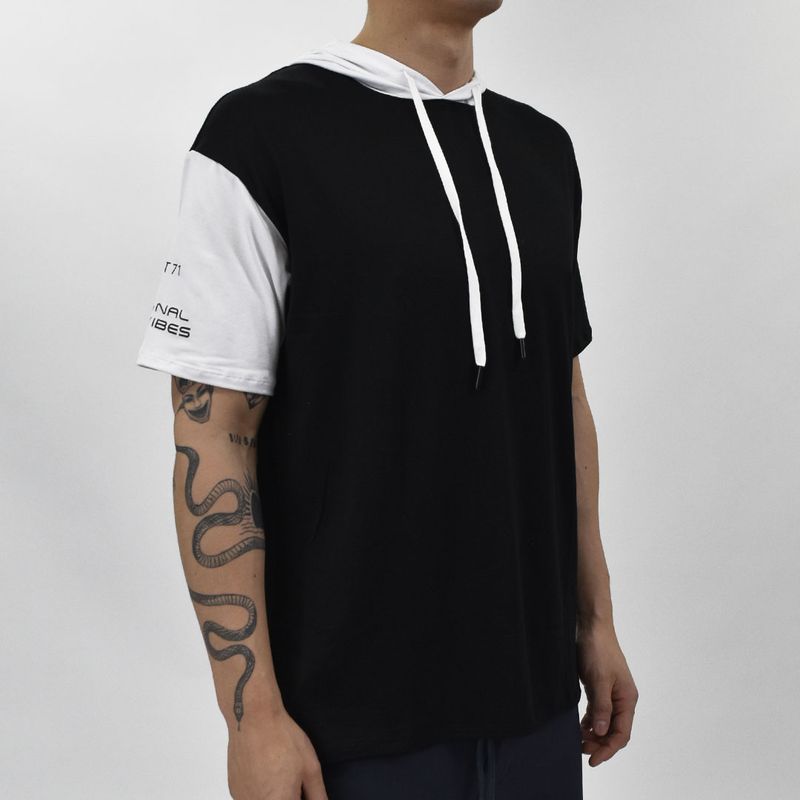Polo con Capucha Oversize Soft Touch