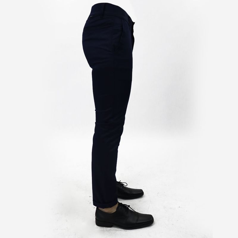 Pantalon semipitillo Perfect Fit satinado
