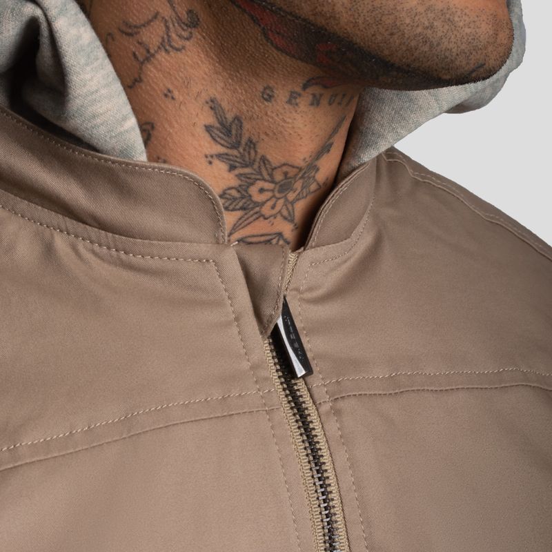 Chaqueta con Capucha Desmontable | Ajuste Perfecto | Drill Premium