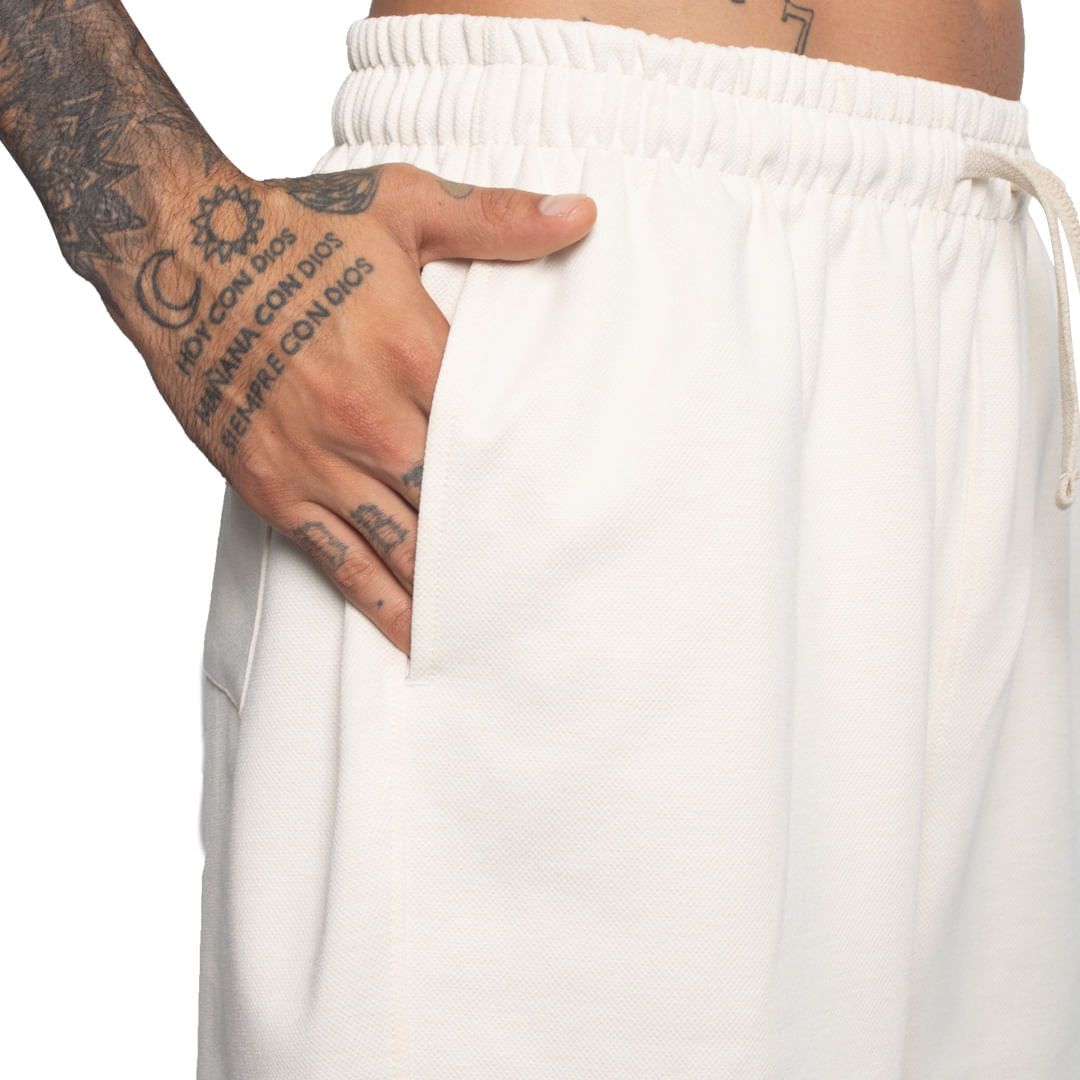 Bermuda Casual Relax / Tejido especial - Flex, relieve, pesado / Entalle Relax Fit / Oversize